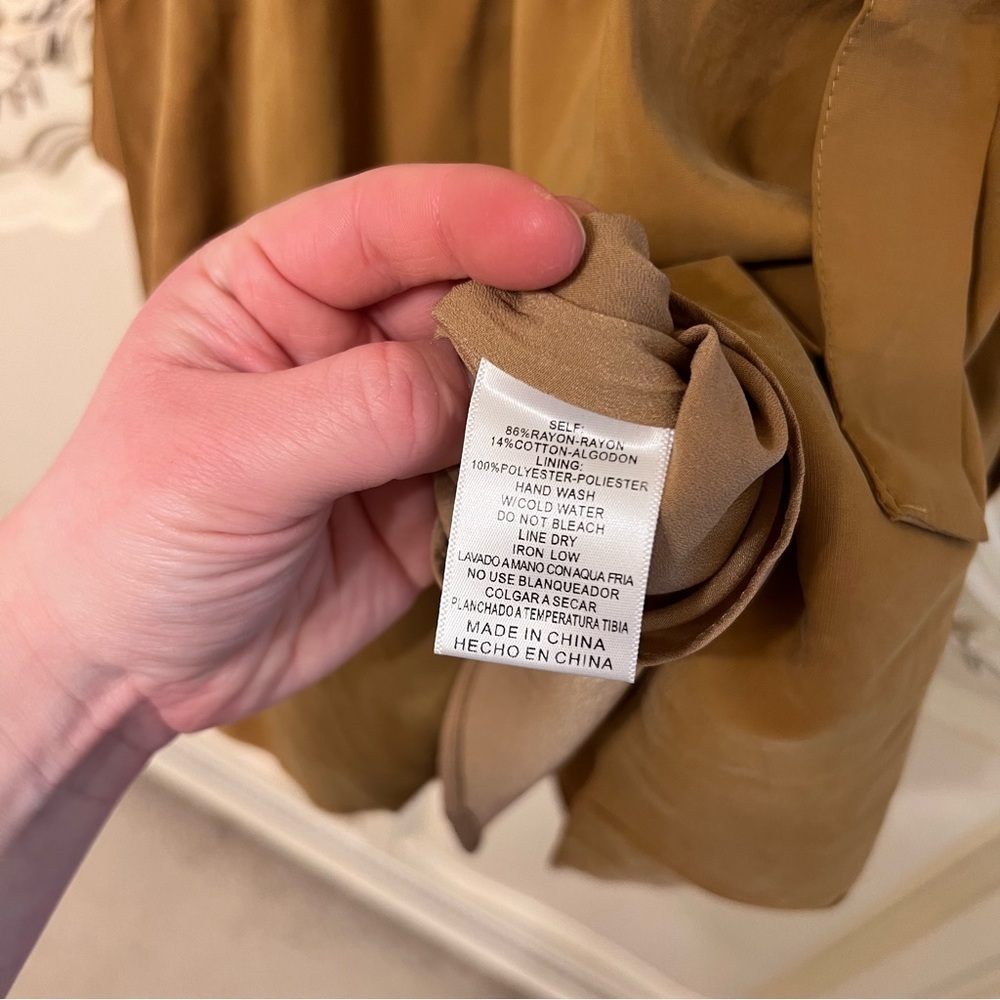 Listicle Cinched Elastic Waist & Side Tie Bow Rayon Dress in Brown, Medium - Picture 7 of 10